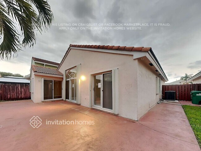 Building Photo - 15745 SW 82nd St