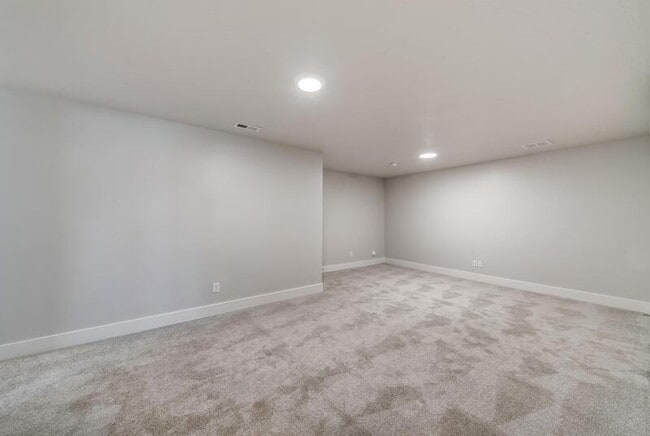 Building Photo - 1487 N 3830 W