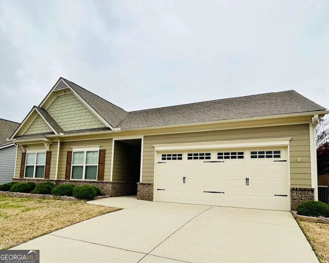 Building Photo - 4518 Hidden Creek Dr