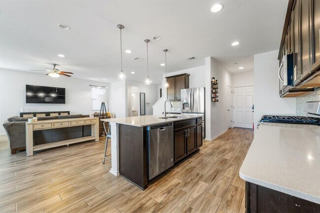 Building Photo - 1902 Tasmanian Tiger Trace