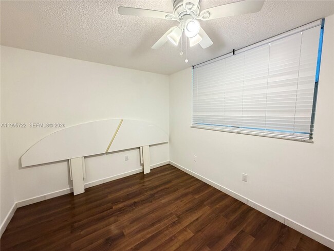 Building Photo - 9201 Lime Bay Blvd