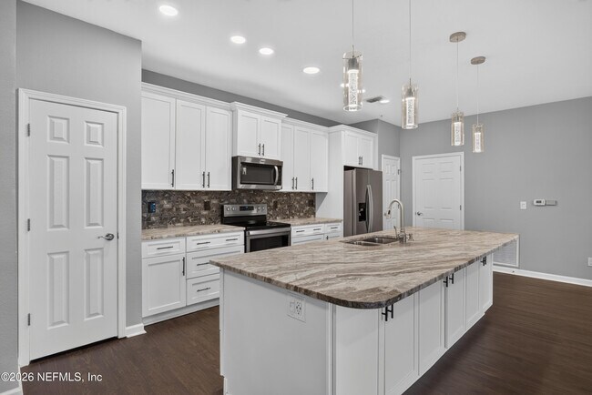 Building Photo - 11251 Campfield Dr