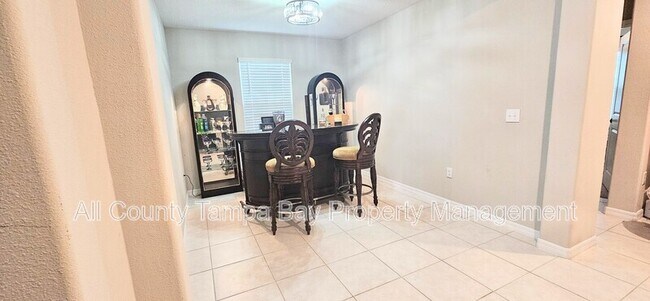 Building Photo - 1443 Tahitian Sunrise Dr