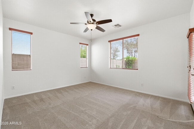 Building Photo - 4157 E Santa Fe Ln