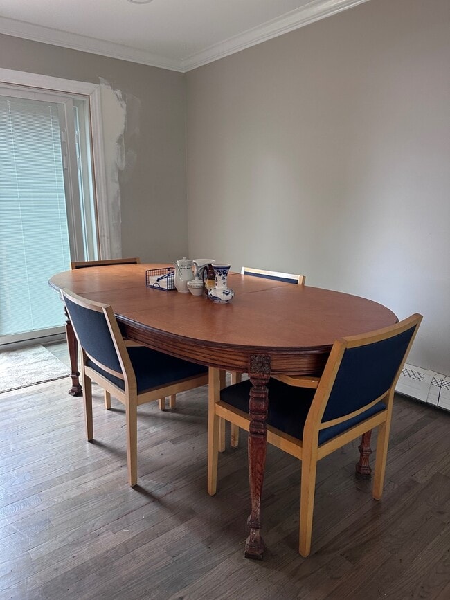 Building Photo - 107 Fairview Ave