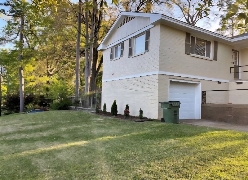 Building Photo - 3016 Brewton St