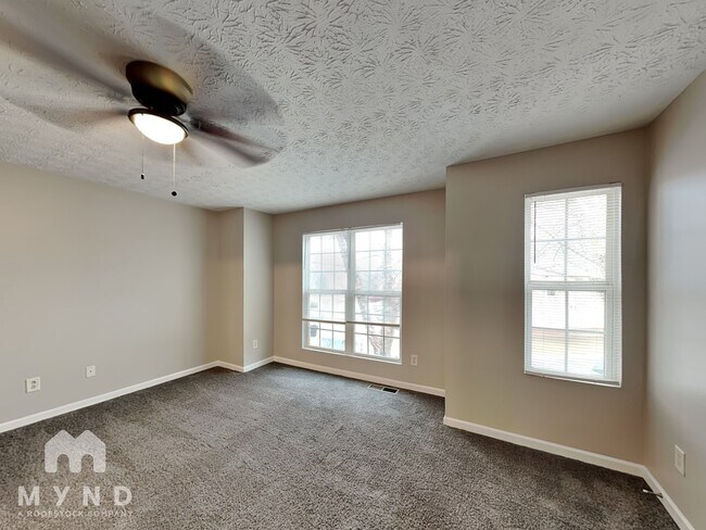 Building Photo - 1998 Grove Way