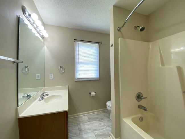 Building Photo - 5108 Ivy Trace Ct