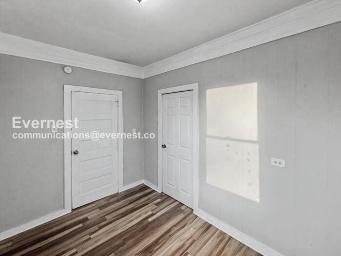 Building Photo - 316 School Rd