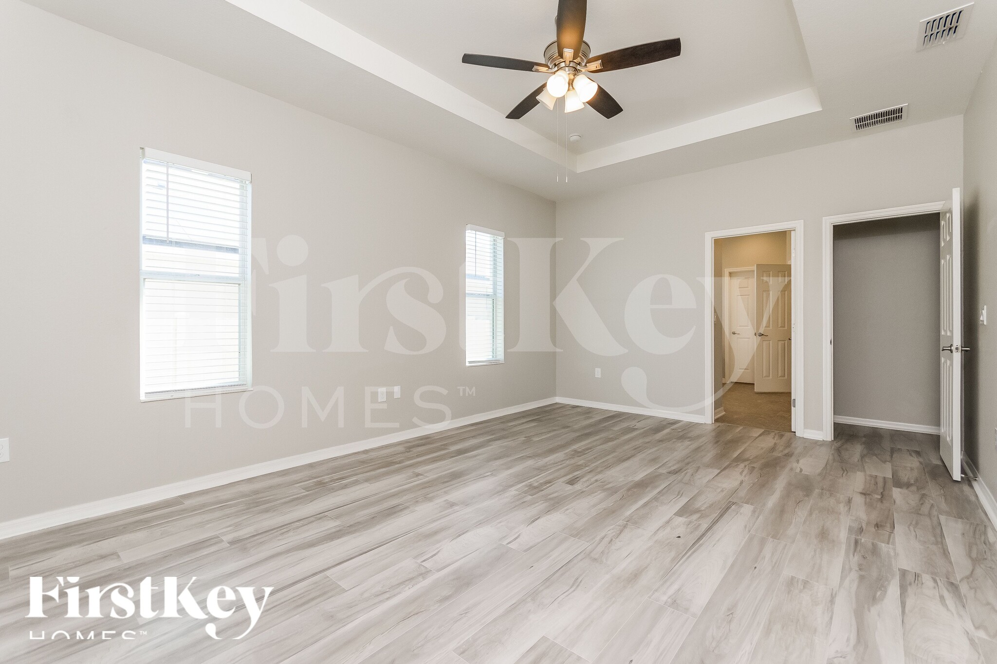 Building Photo - 533 Interlock St