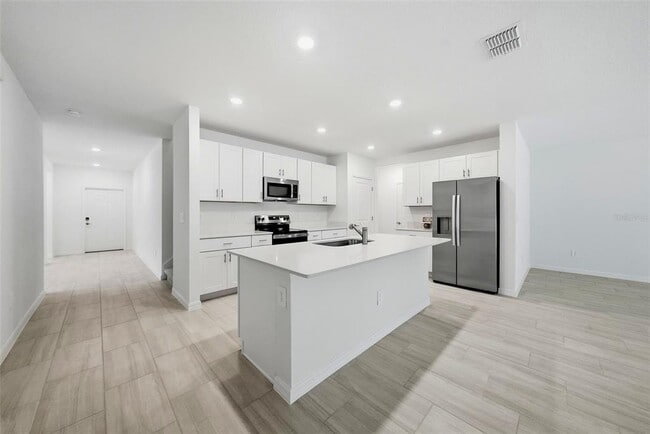 Building Photo - 9820 Feaster Dr
