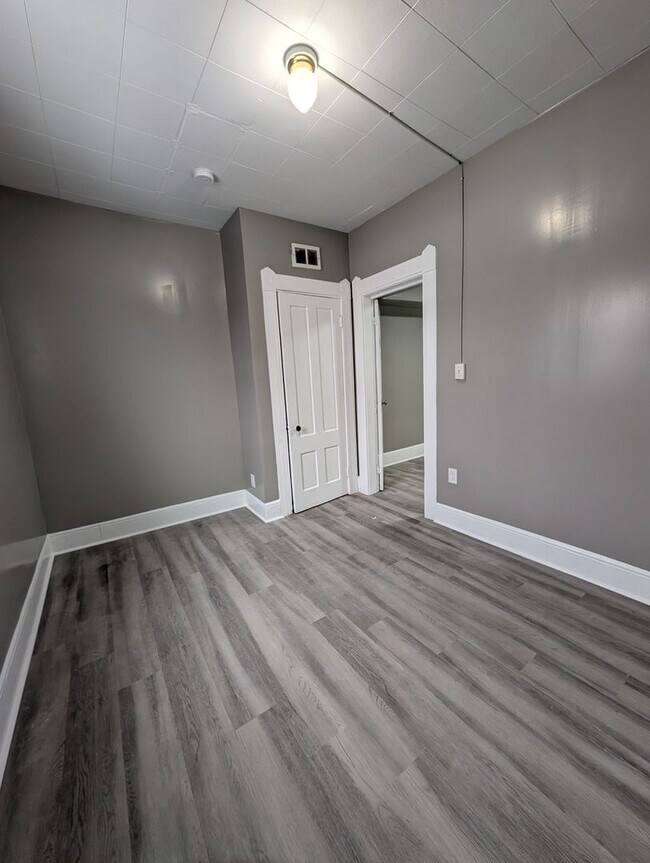 Building Photo - 47 Piedmont St