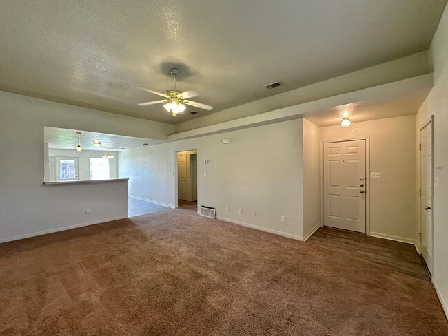 Building Photo - 3803 El Paso Dr