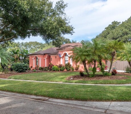 Building Photo - 2104 Heritage Crest Dr