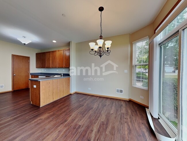Building Photo - 211 Barrett Dr