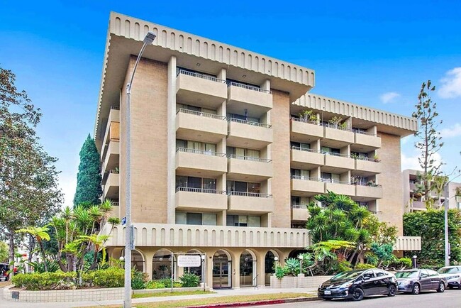 Primary Photo - Wonderful Westwood Two Bedroom Condo Immed...