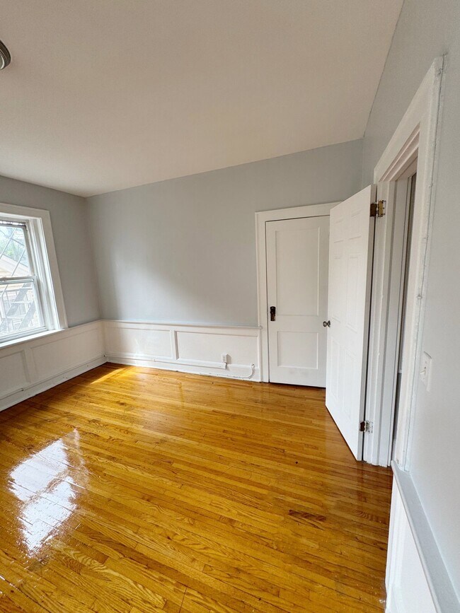 Building Photo - Park Jersey