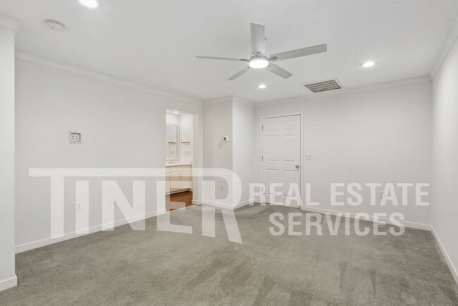 Building Photo - 3011 Mesmerizing Walk