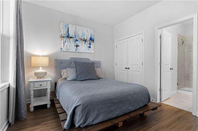 Building Photo - 4391 Gillon Cir SE