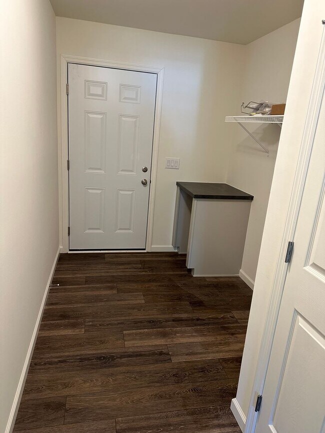 Building Photo - Immaculate 3 bedroom home in Boalsburg ava...