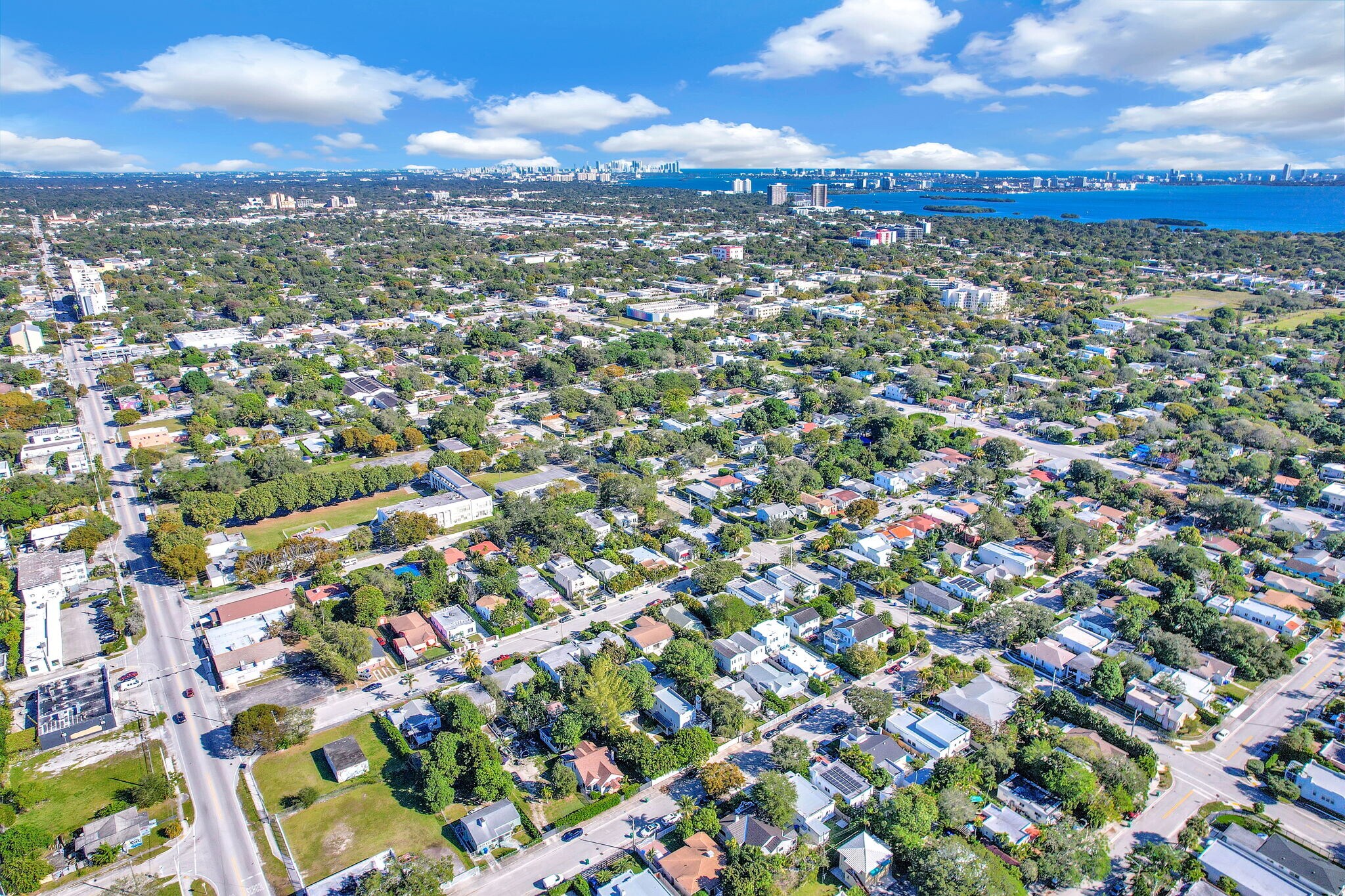 Building Photo - 135 NW 48th Ct