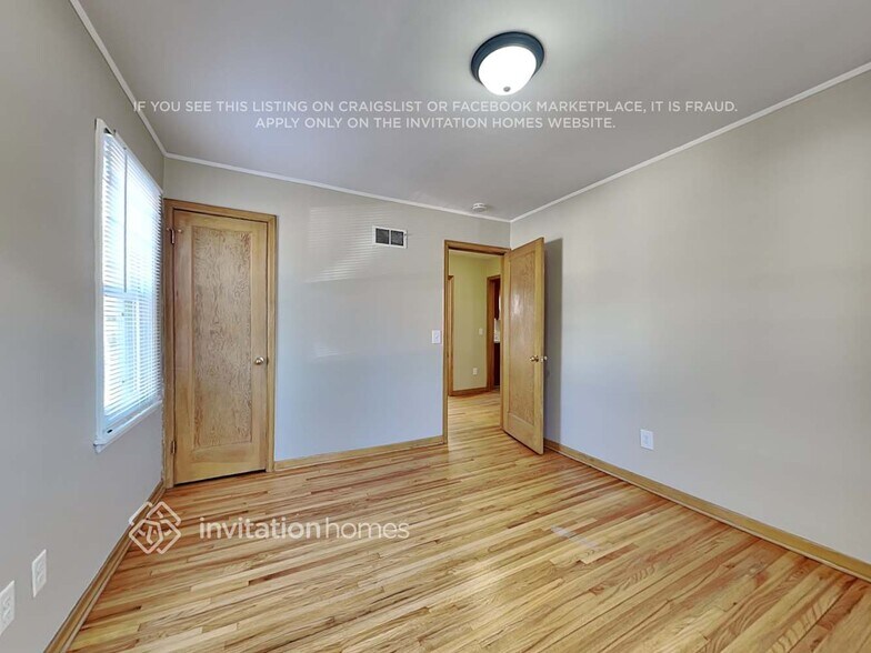 Building Photo - 6709 Channel Rd NE