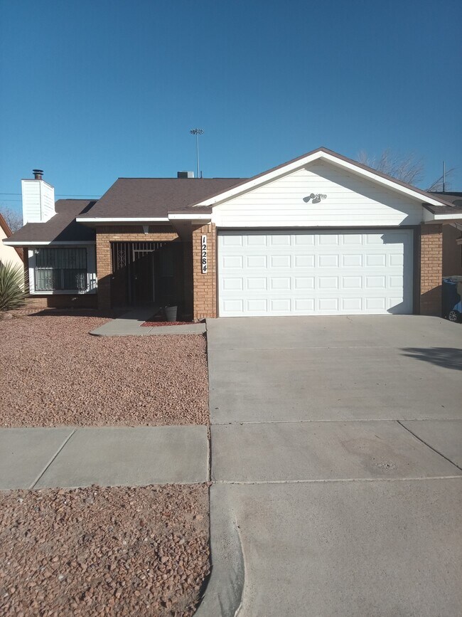 Primary Photo - 12284 Amstater Cir