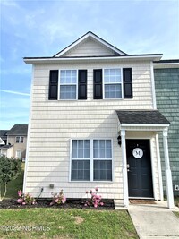 Building Photo - 901 Springwood Dr