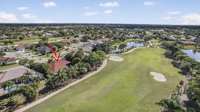 Building Photo - 1940 S Club Dr