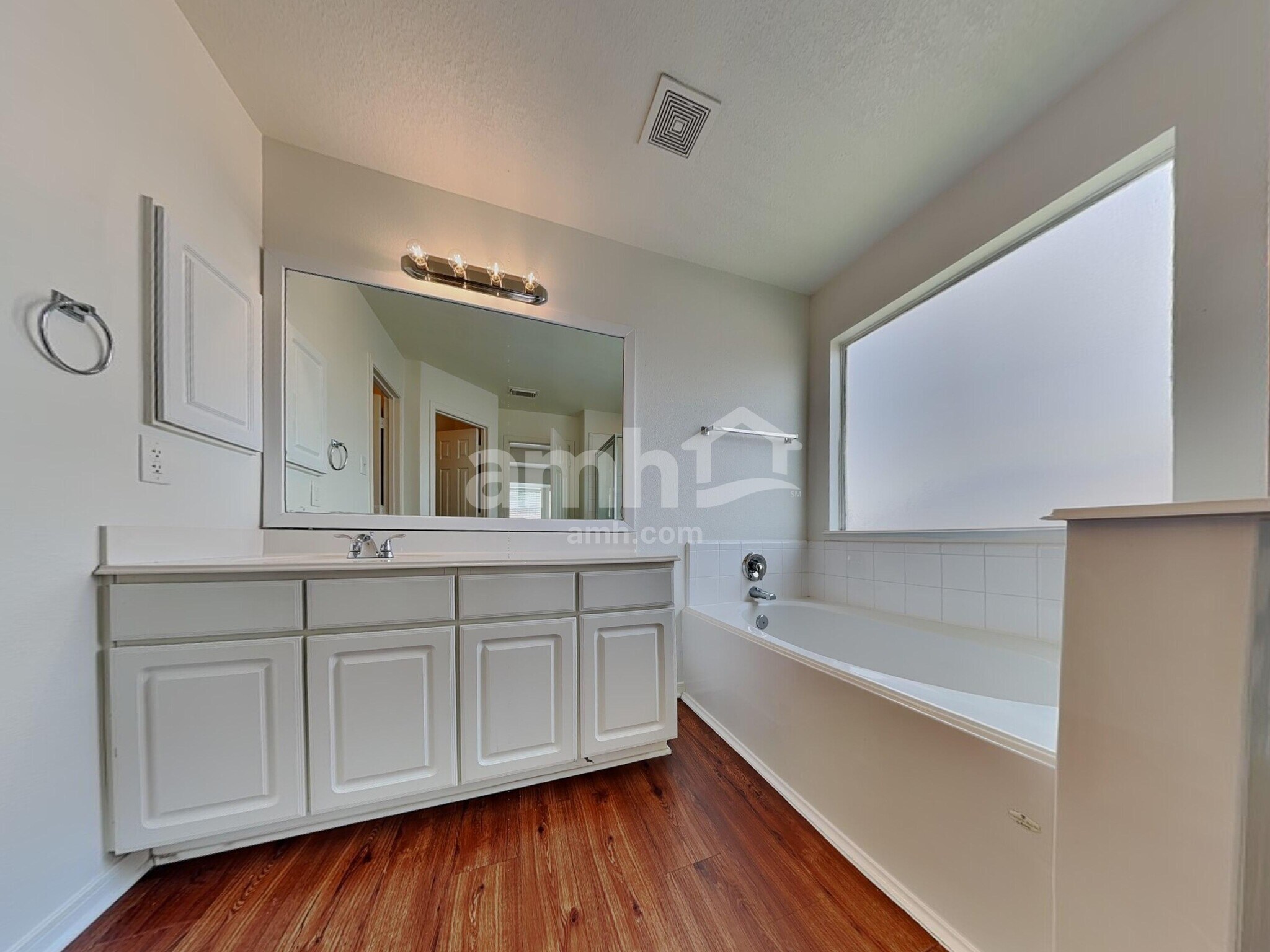Building Photo - 15515 Elm Leaf Pl