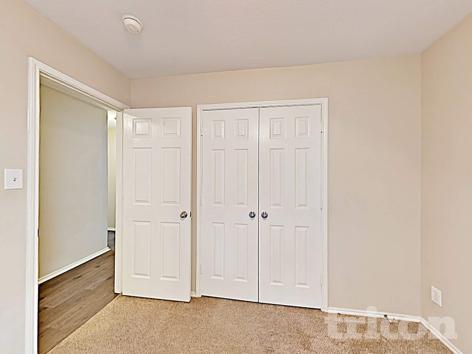 Building Photo - 1584 Sandhurst Dr