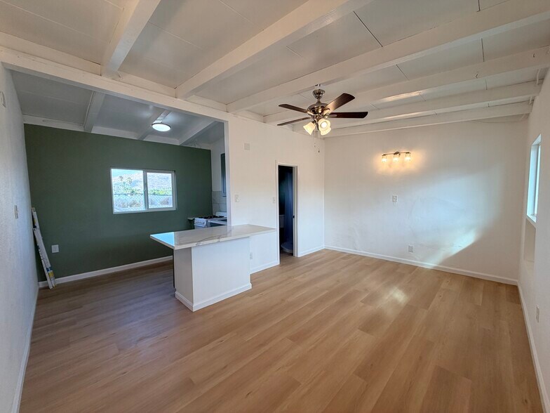 Primary Photo - 13690 Old 215 Frontage Rd