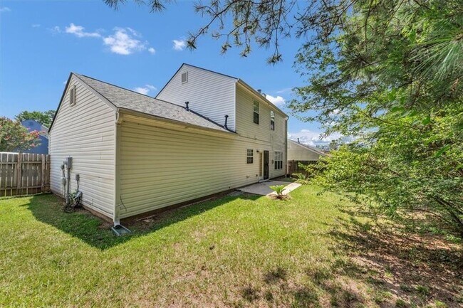 Building Photo - 5745 Old Carriage Dr