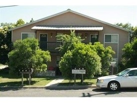 Building Photo - Forest West Apartments