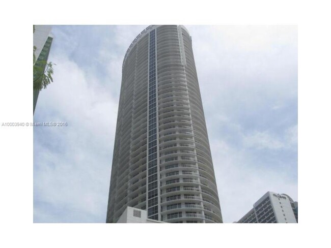 Building Photo - 1750 N Bayshore Dr