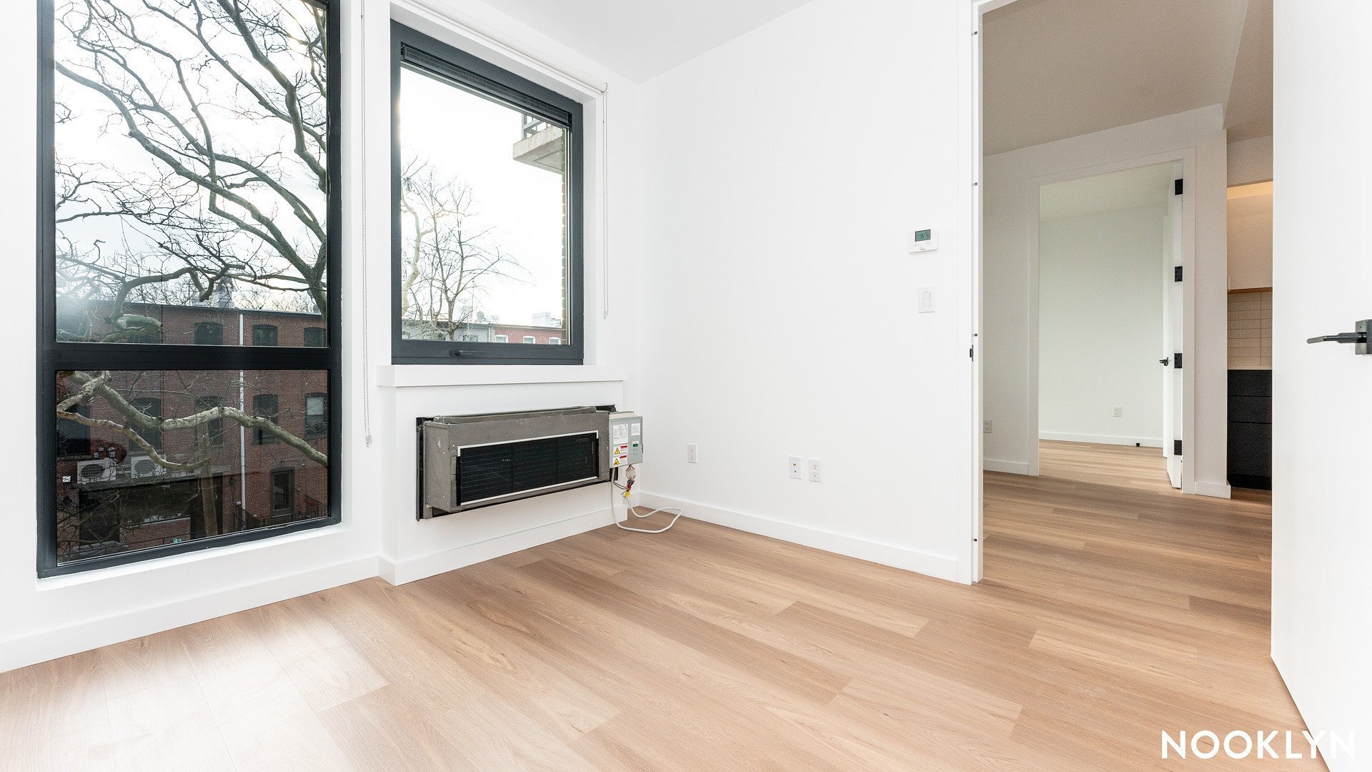 Building Photo - 654 Madison St