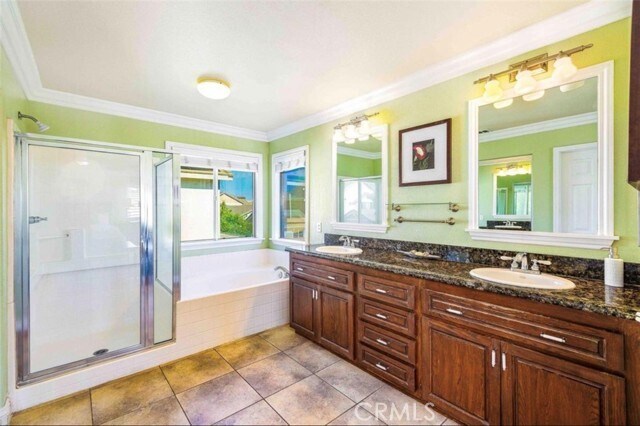 Building Photo - 13215 River Oaks Dr
