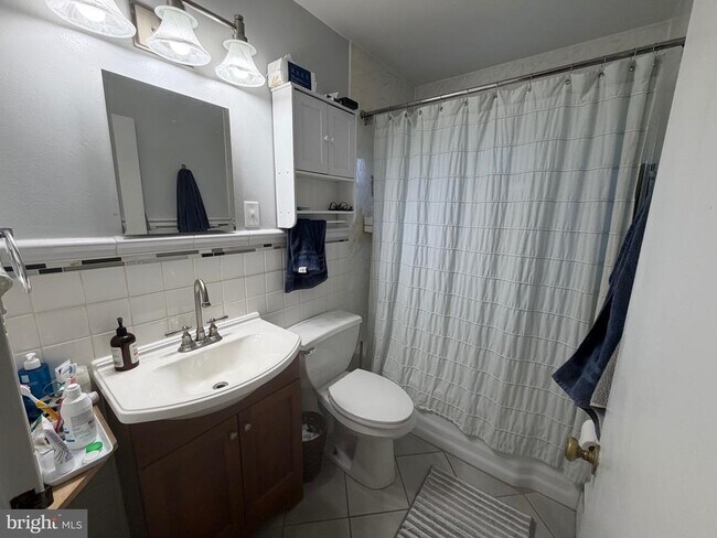 Building Photo - 157 Jimanna Rd