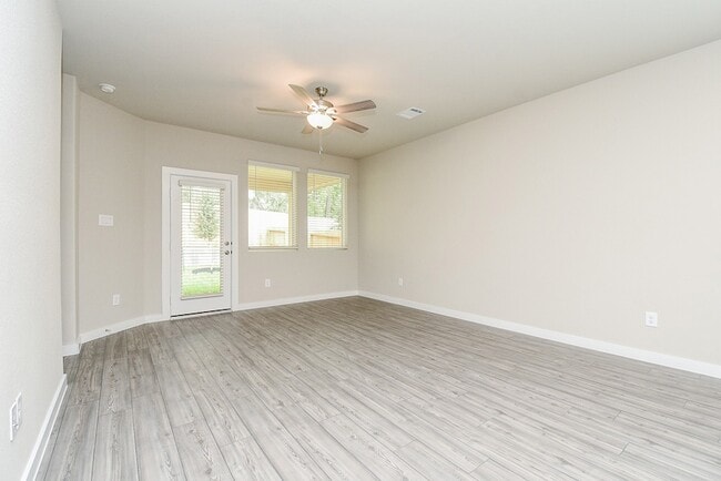 Building Photo - 2022 W Darlington Oak Ct