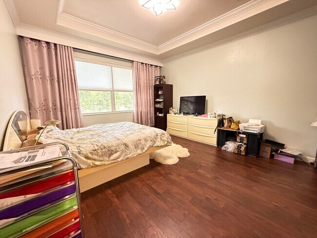 Building Photo - 1763 SW Newport Cir