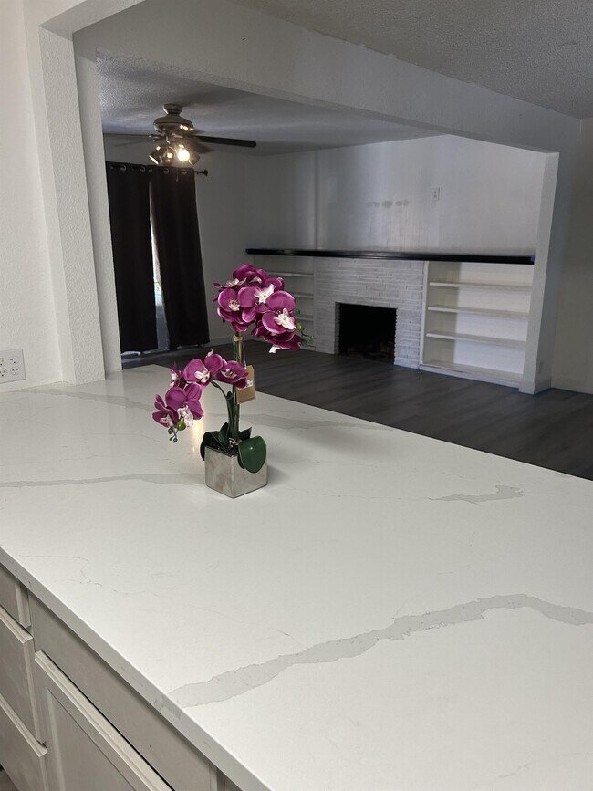 Building Photo - 1726 Idylwood Ct