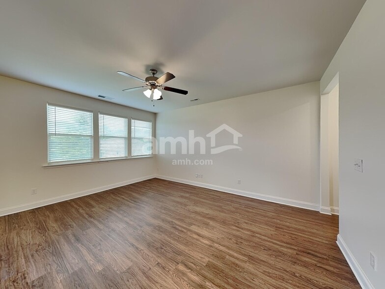 Building Photo - 13006 Wishsong Ct