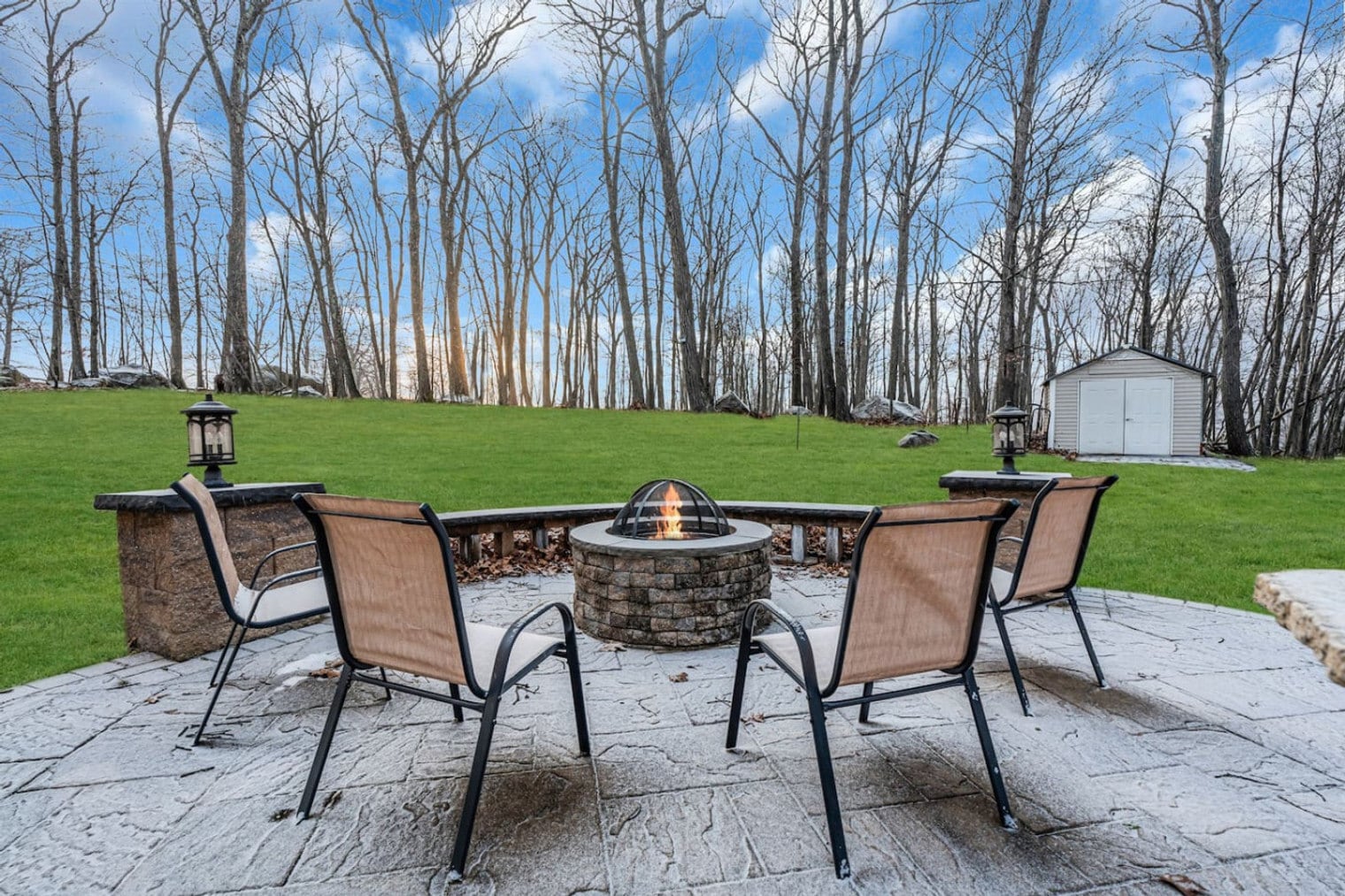 Building Photo - 6 Buchanan Ln