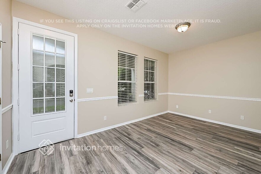 Building Photo - 3739 Dogtrot St