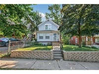 Building Photo - 884 Westminster St