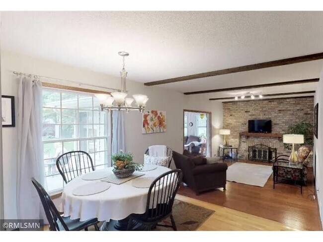 Building Photo - 10301 Boundary Creek Terrace