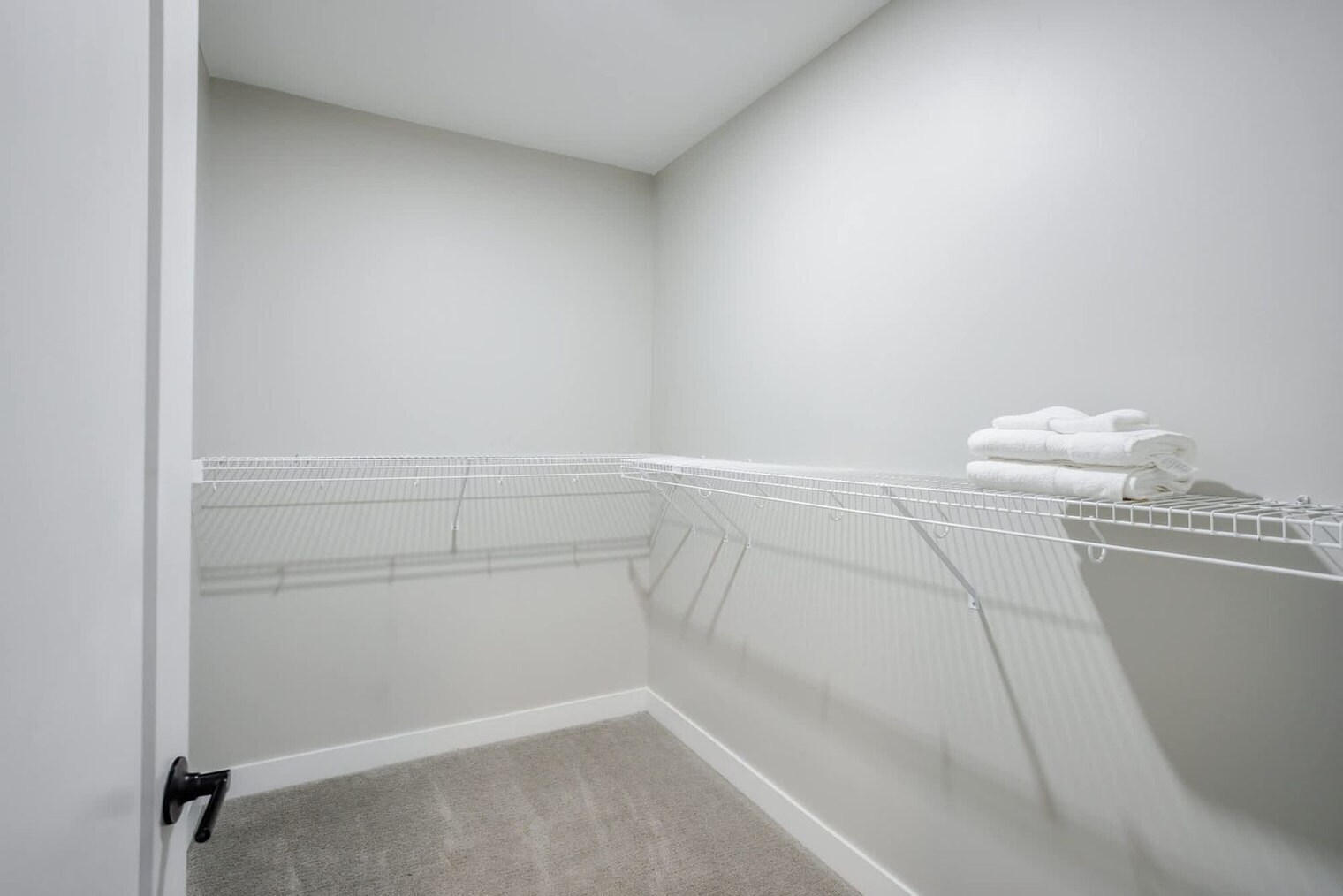 Building Photo - 205 W 4th St