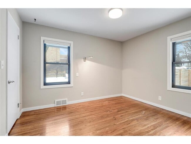 Building Photo - 5101 Zenith Ave S