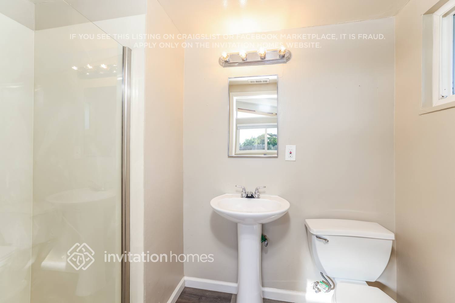 Building Photo - 1467 Michigan St