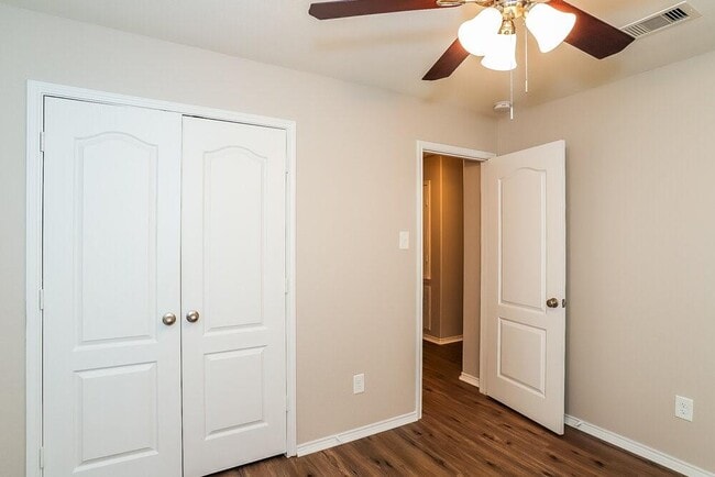 Building Photo - 9614 Brandon Rock Lane